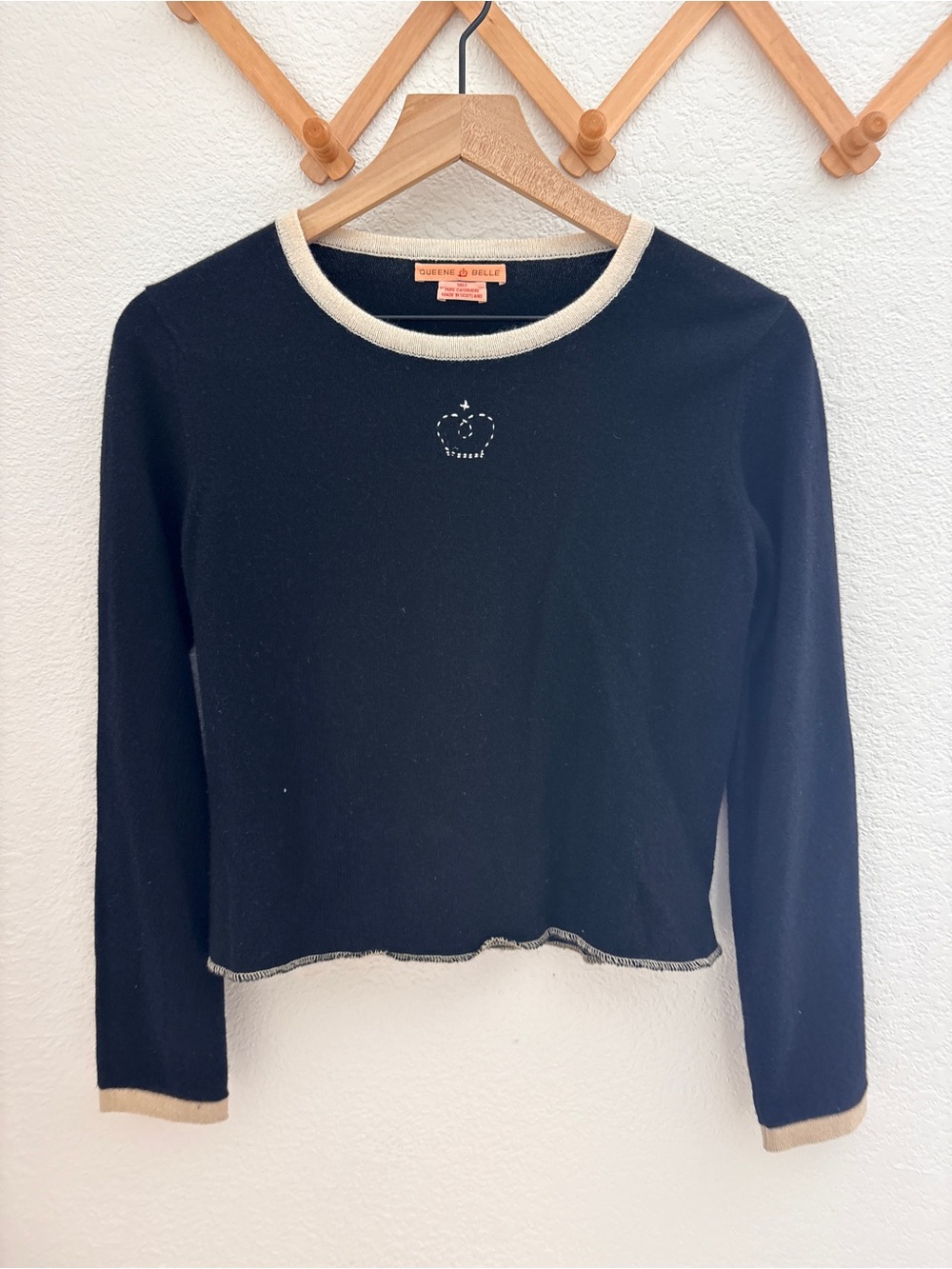 Queene Belle 100% Cashmere Black Sweater